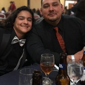 Meet your Posher, Felix